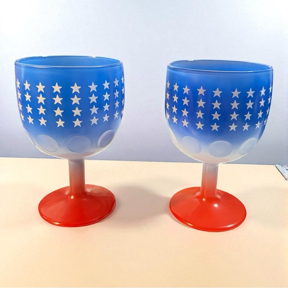 Vintage Pair of Blue & Red Thumbprint Goblets | Stars Patriotic Pressed Glass 6" - Picture 1 of 16